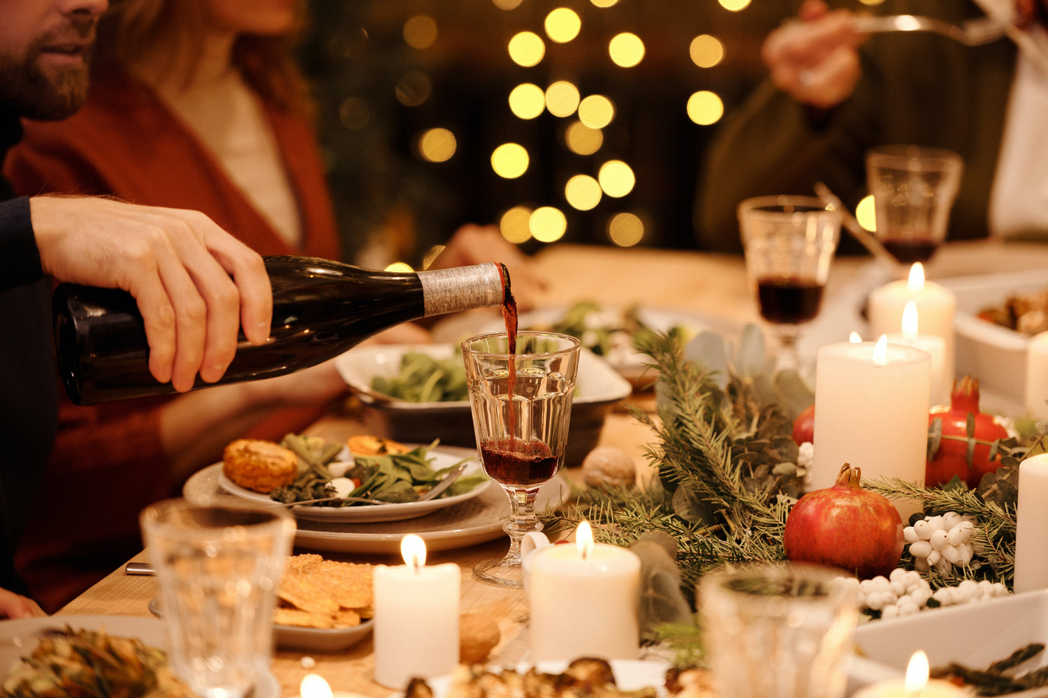 Complete Your Dinner with These Dinner Themes